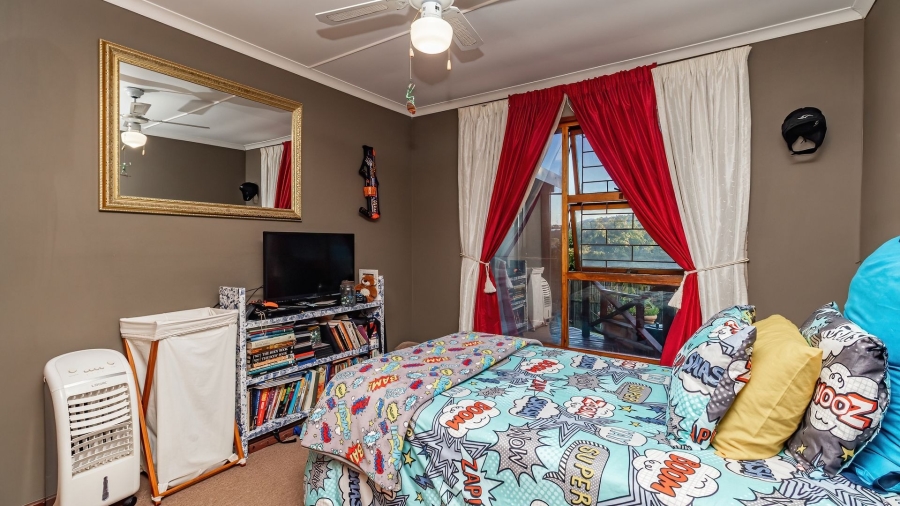 3 Bedroom Property for Sale in Sedgehill Western Cape